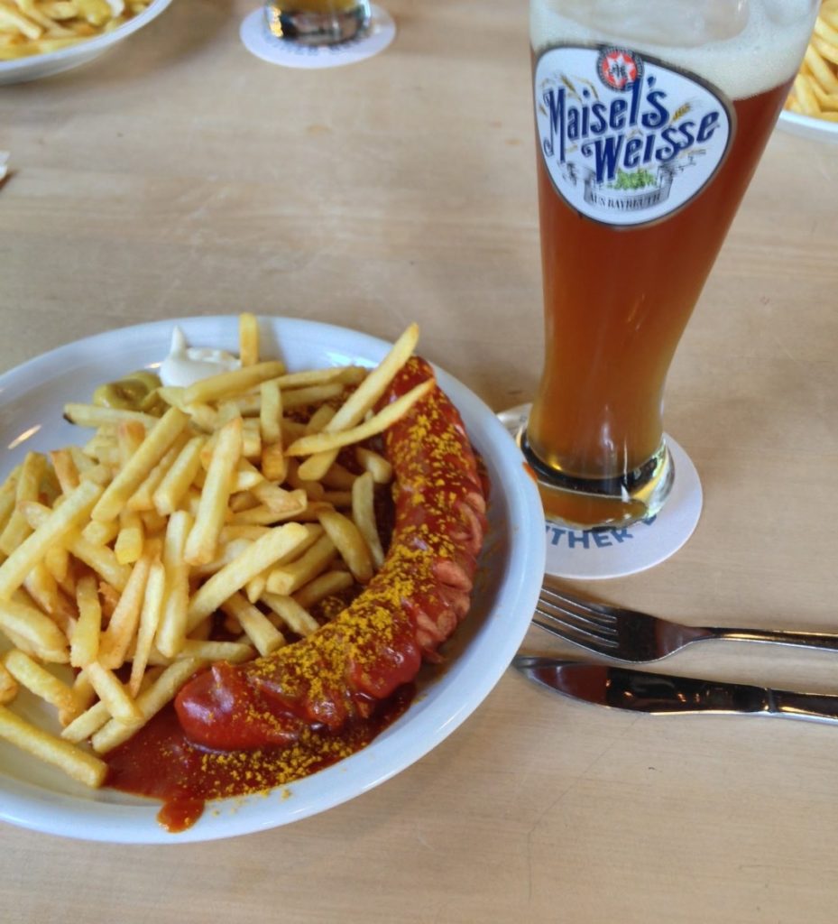 ドイツに行ったら絶対食べたい ドイツの名物肉料理を紹介 Mblog